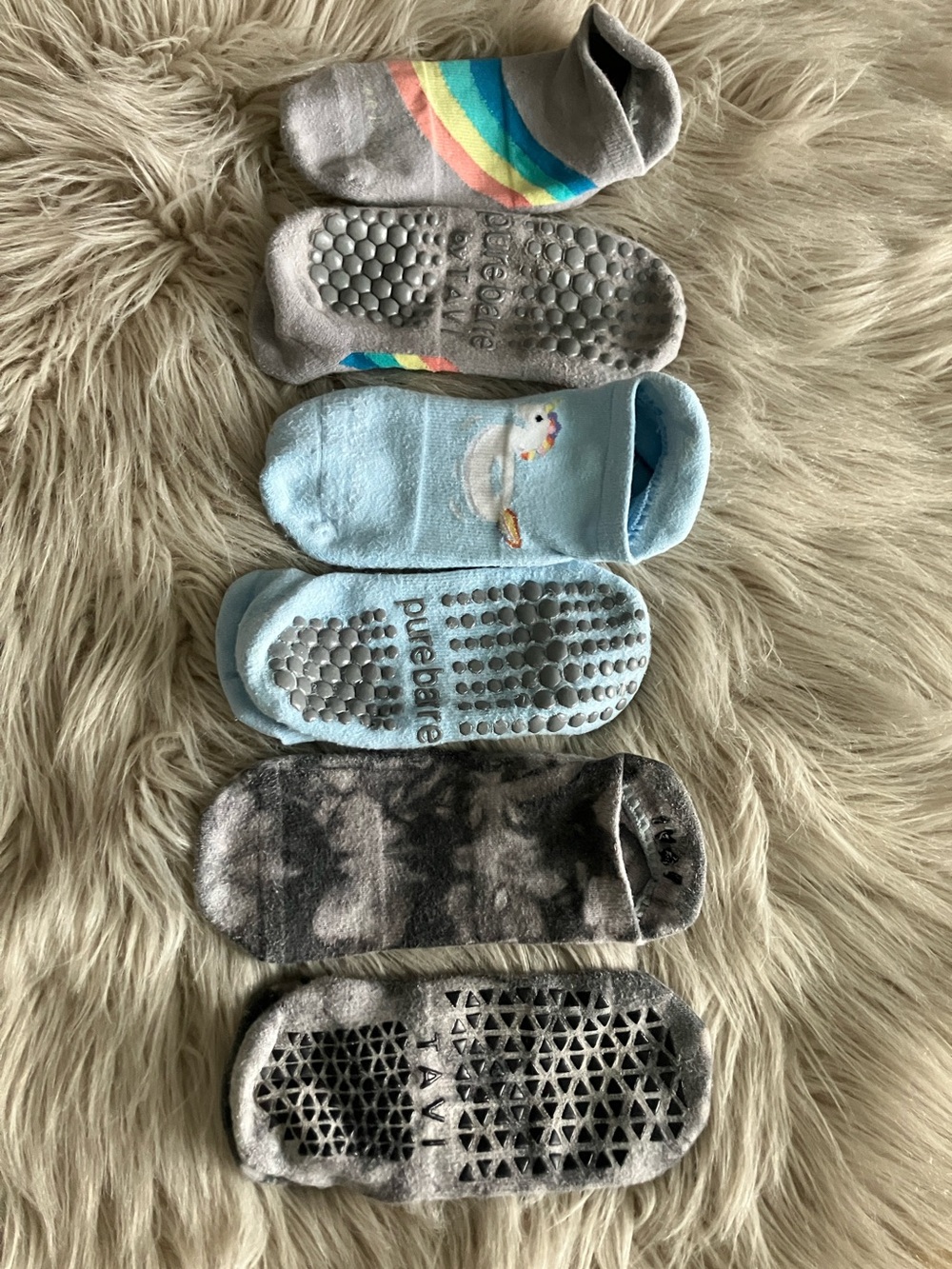 PURE BARRE by TAVI Women 3 Pack Designed grip Athletic Socks